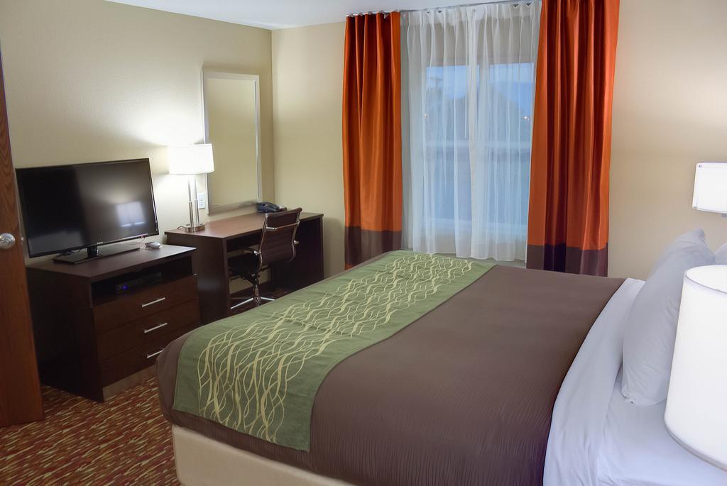 Comfort Inn & Suites Artesia Phòng bức ảnh