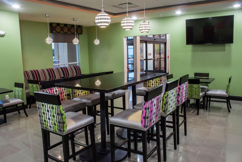 Comfort Inn & Suites Artesia Ngoại thất bức ảnh