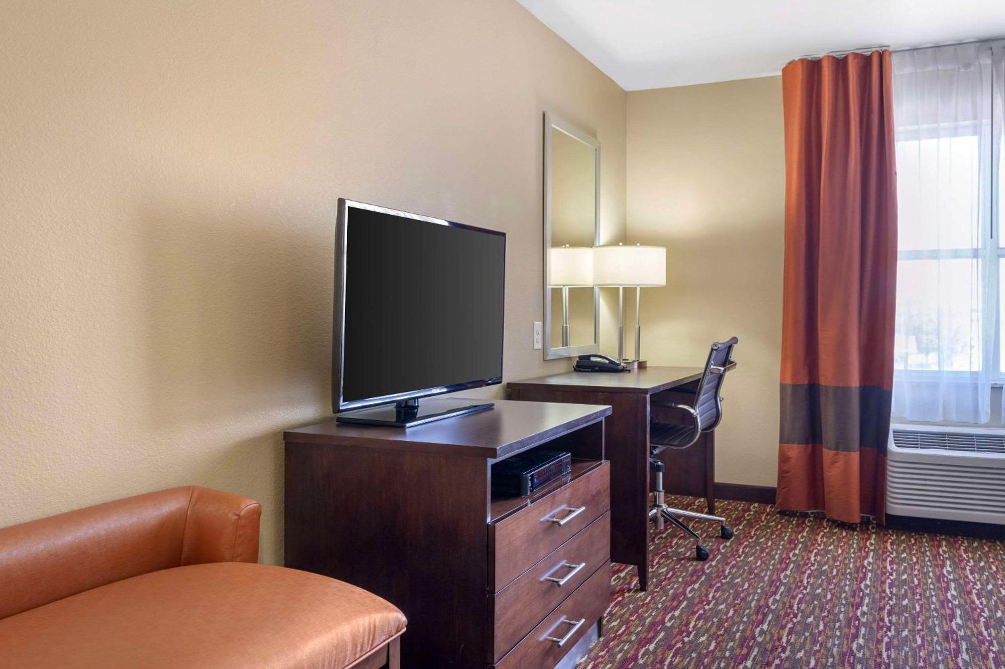 Comfort Inn & Suites Artesia Ngoại thất bức ảnh